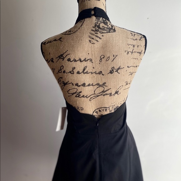 Tobi scalloped skater dress (NWT) - Picture 2 of 4